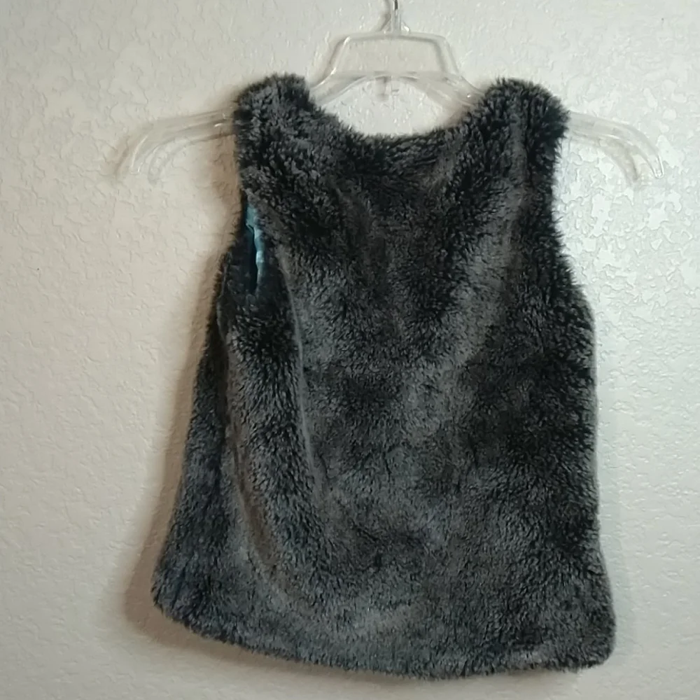 Hanna andersson faux fur girls vest